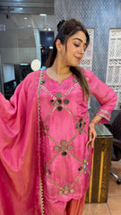 Women’s Elegant Chatkeela Set with Embellishments