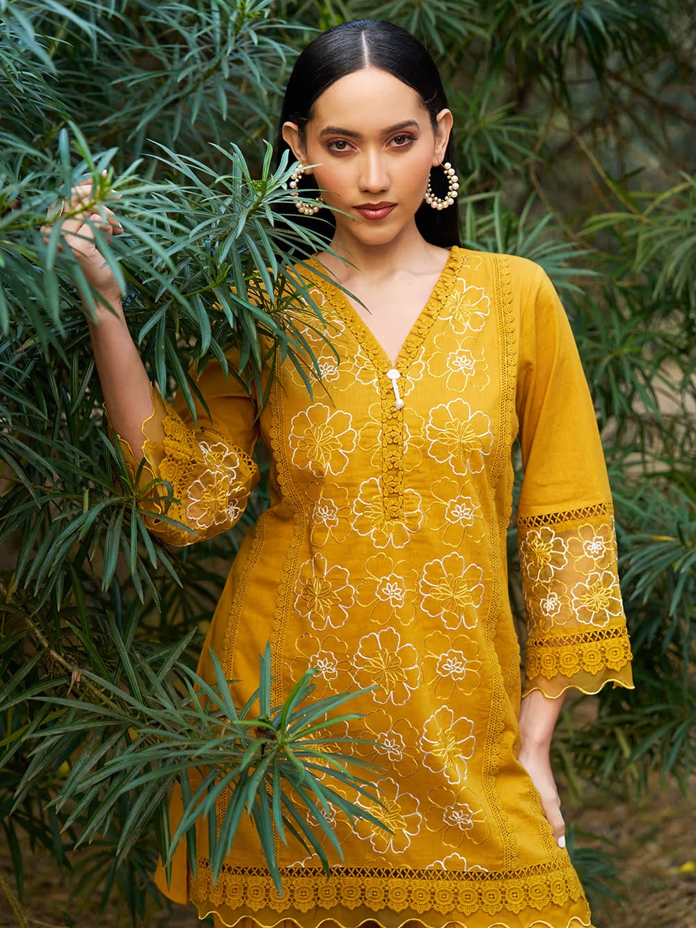 Everyday White Embroidered Ethnic Set