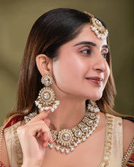 Pearl Polki Laviza Necklace Teeka Passa Set