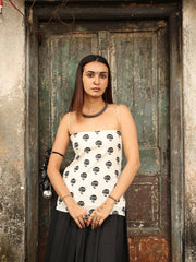 Sleeveless summer kurti