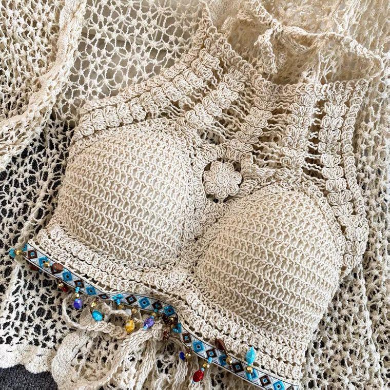 Beach vacation outfit