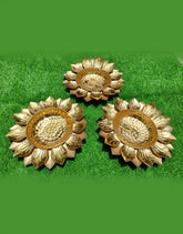 Lotus Petal Urli Iron Set of 3