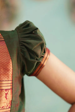 pavadai sattai