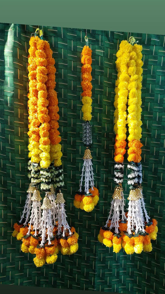 Marigold Bell Lilly Hanging – 3ft Plastic Decor