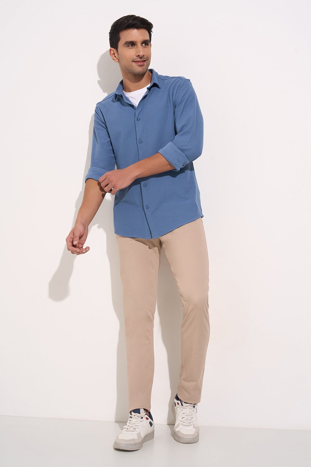 Lightweight cotton shirt for men