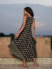 Morocco Sleeveless Black White Dress