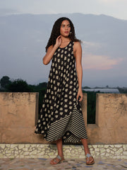 Morocco Sleeveless Black White Dress