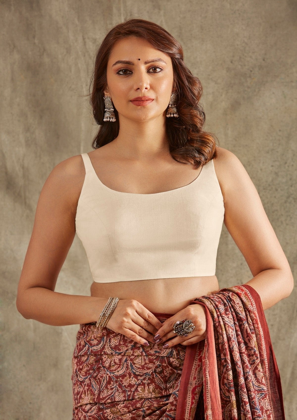 Off White Sleeveless Round Neck Readymade Blouse