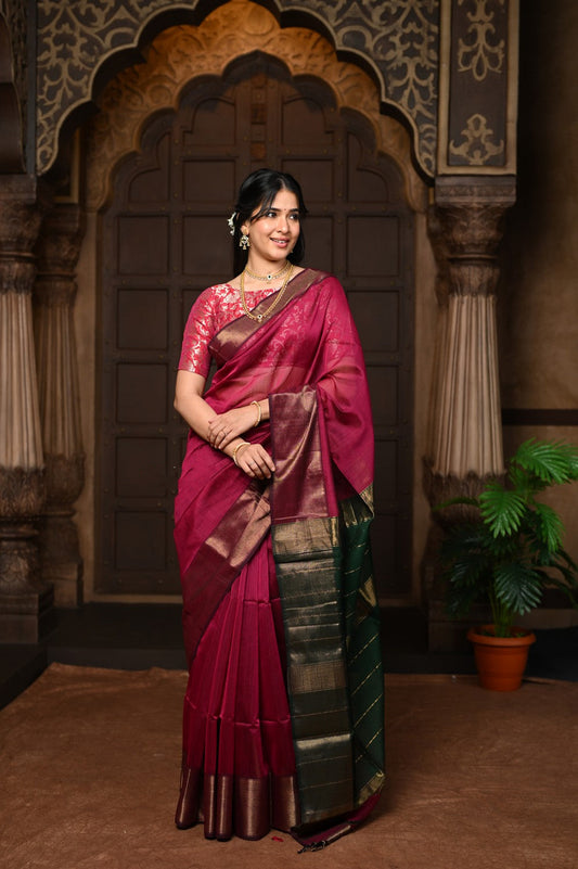 Rose Pink Handloom Cotton Silk Saree With Golden Border
