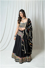 Women’s Taam Jham 3.O Black Skirt Set