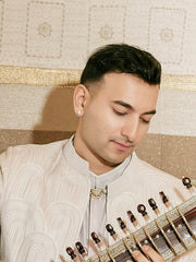 White Jadau Kundan Gold Necklace Set