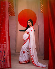 women’s Khann saree
