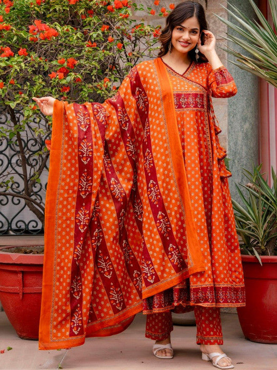 Neel Noor Ethnic Motifs Printed Angrakha Pure Cotton Anarkali Set with Dupatta