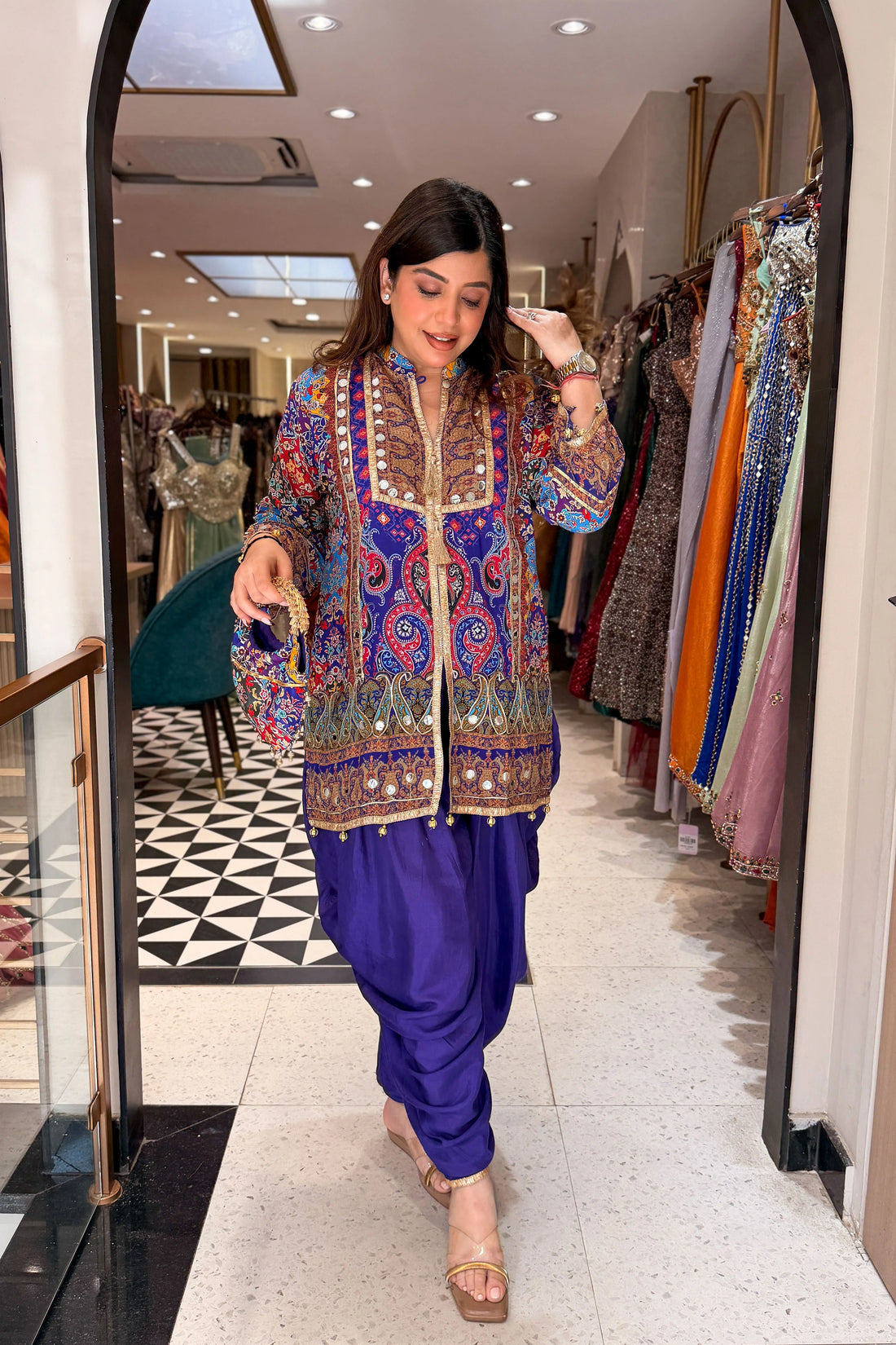 Neel Rangrez Embroidered Co-ord Set with Bag