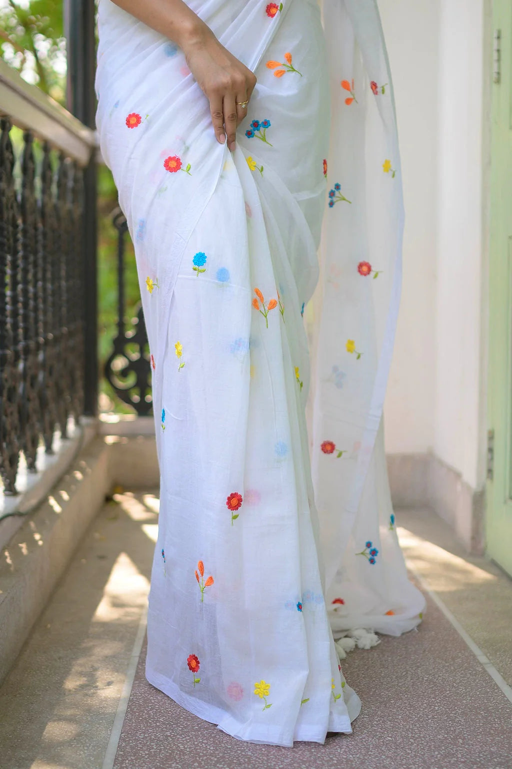 Breathable white saree