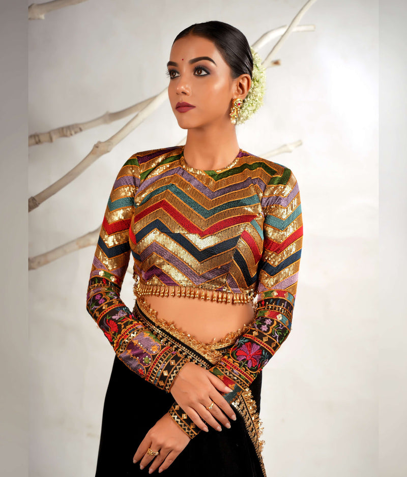 Luxurious black saree for parties