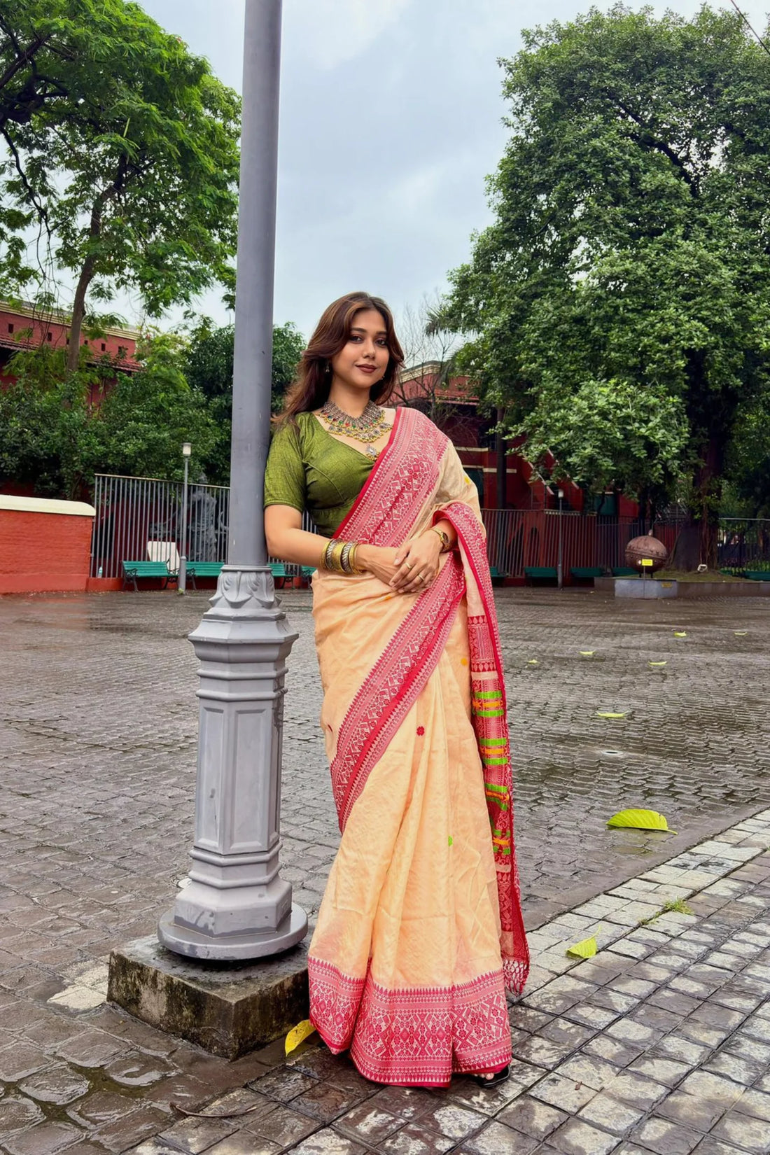 Jamdani Tussar Weave Saree
