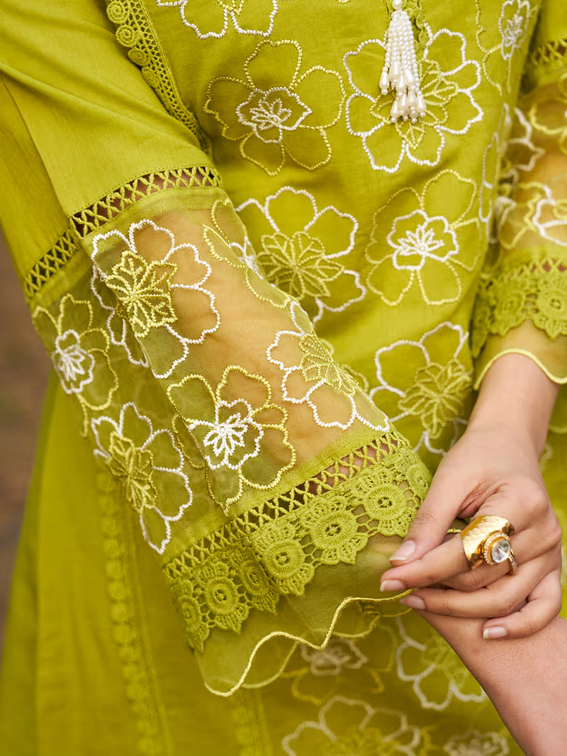 Everyday White Embroidered Ethnic Set
