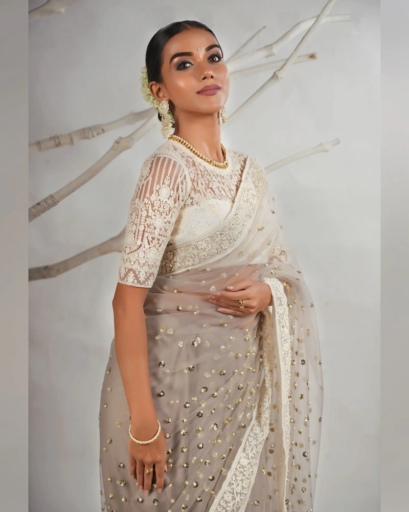 Thread embroidery blouse