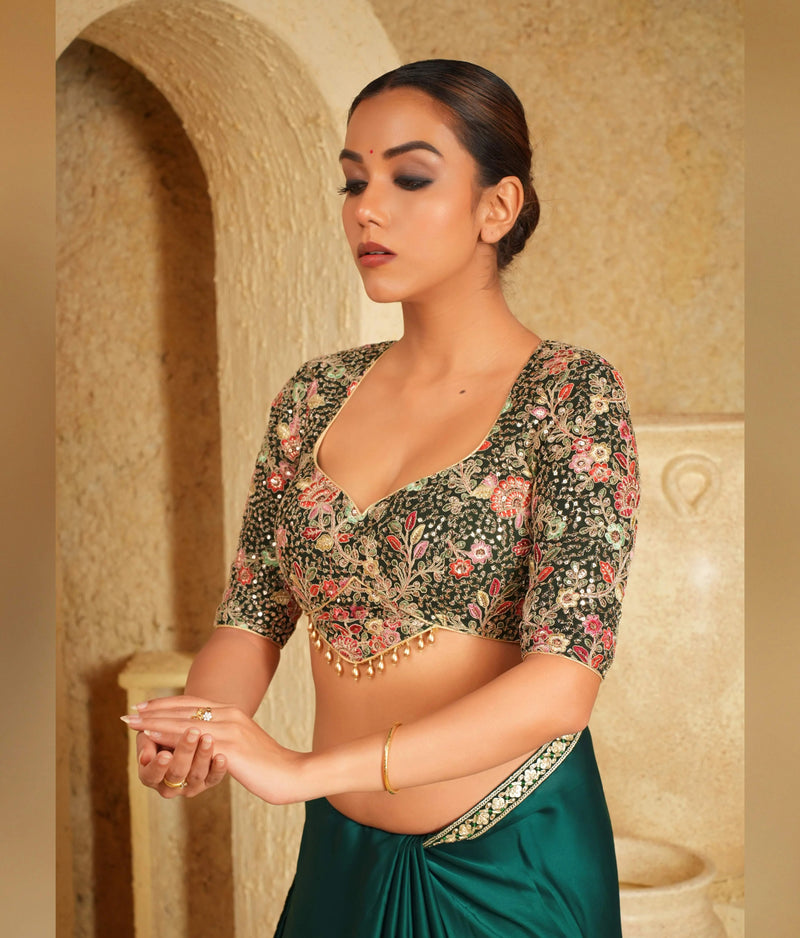 Saree and blouse set for festivals