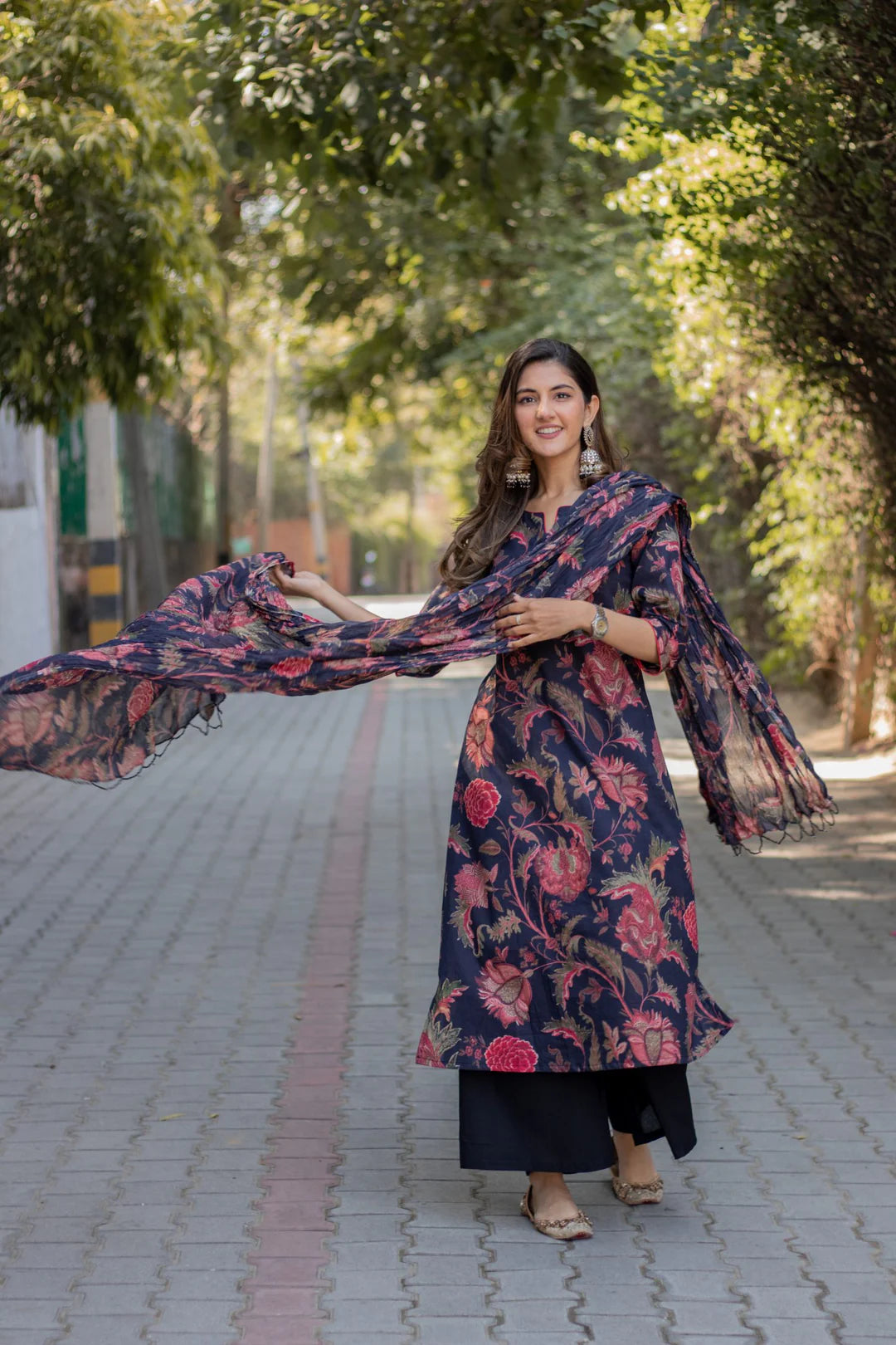 Bahaara Floral Suit Set