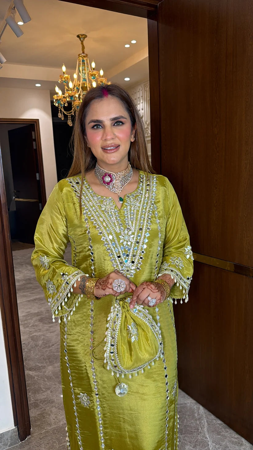 Panna Sheesh Mahal Festive kaftan Set
