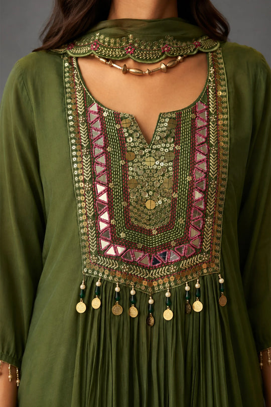 Panna Jharokha Embroidered Kurta Set