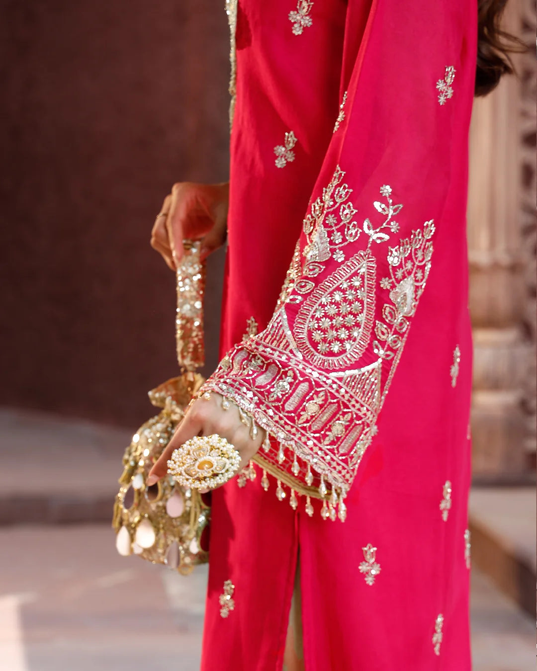 Gulabi Darbar Embroidered Kaftan
