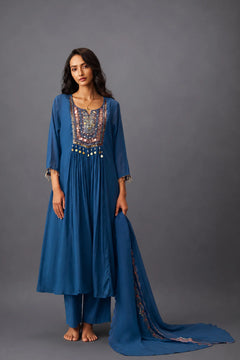 Neel Jharokha Embroidered Kurta Set