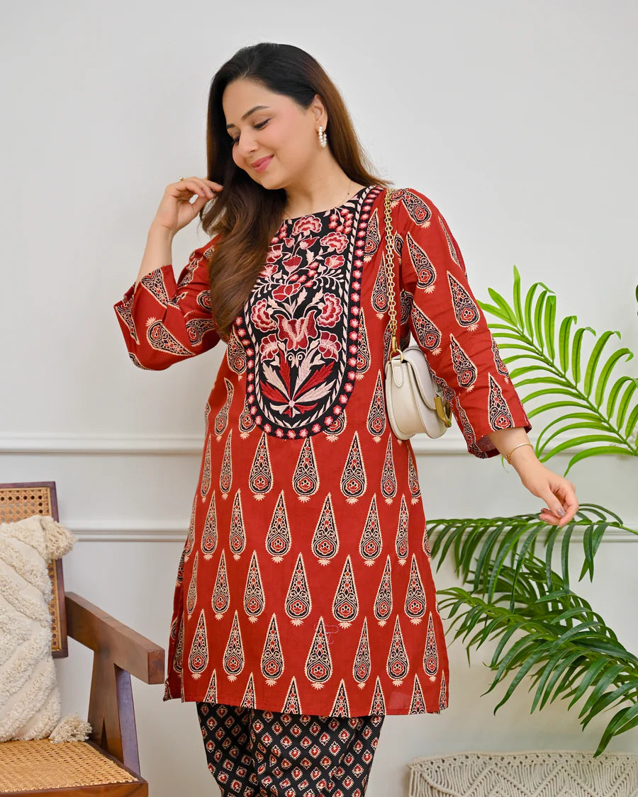 Noor Ajrak Farshi Kurta Set