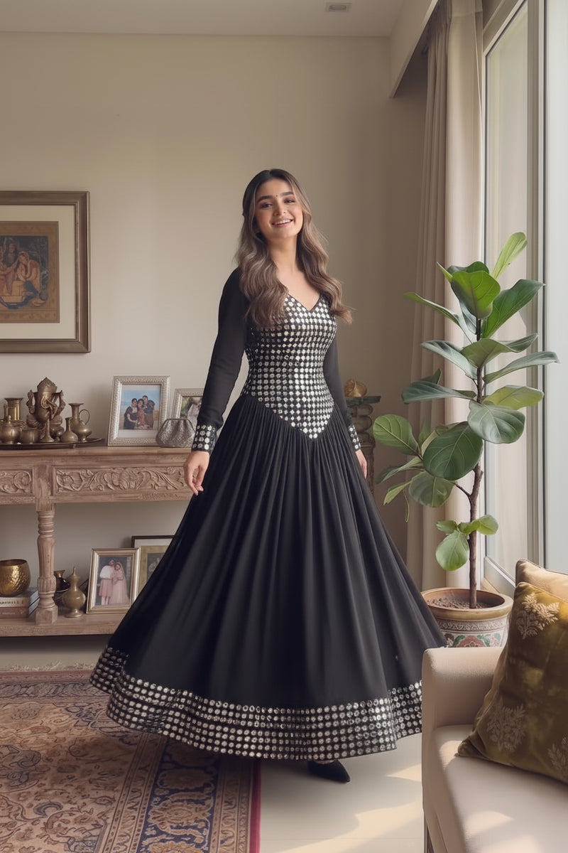 Inaya Black Mirror Anarkali