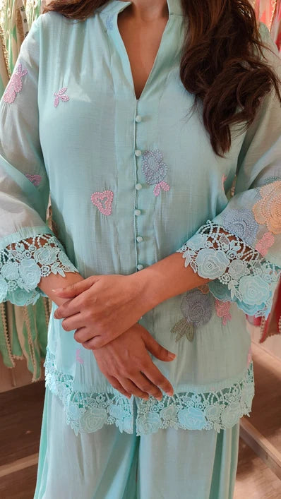 Neel Embroidered Short Kurta & Balloon Pant Set