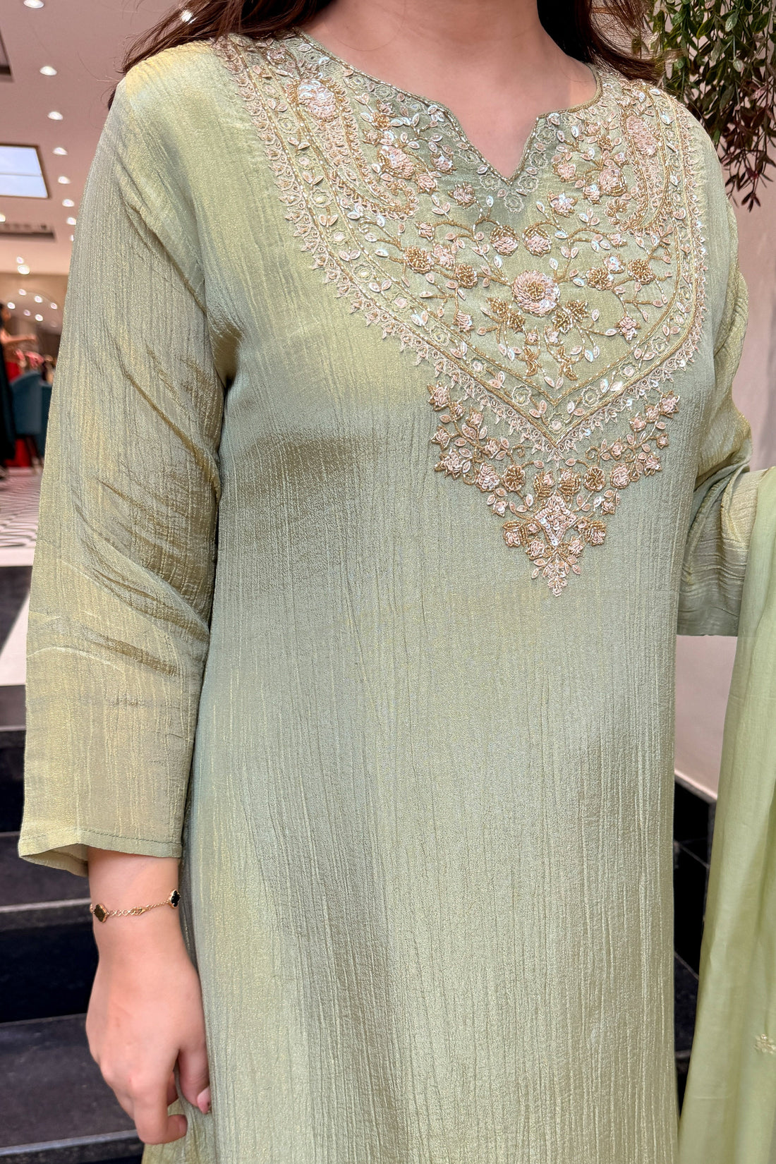 Mehr Mint Hand Embroidered Set