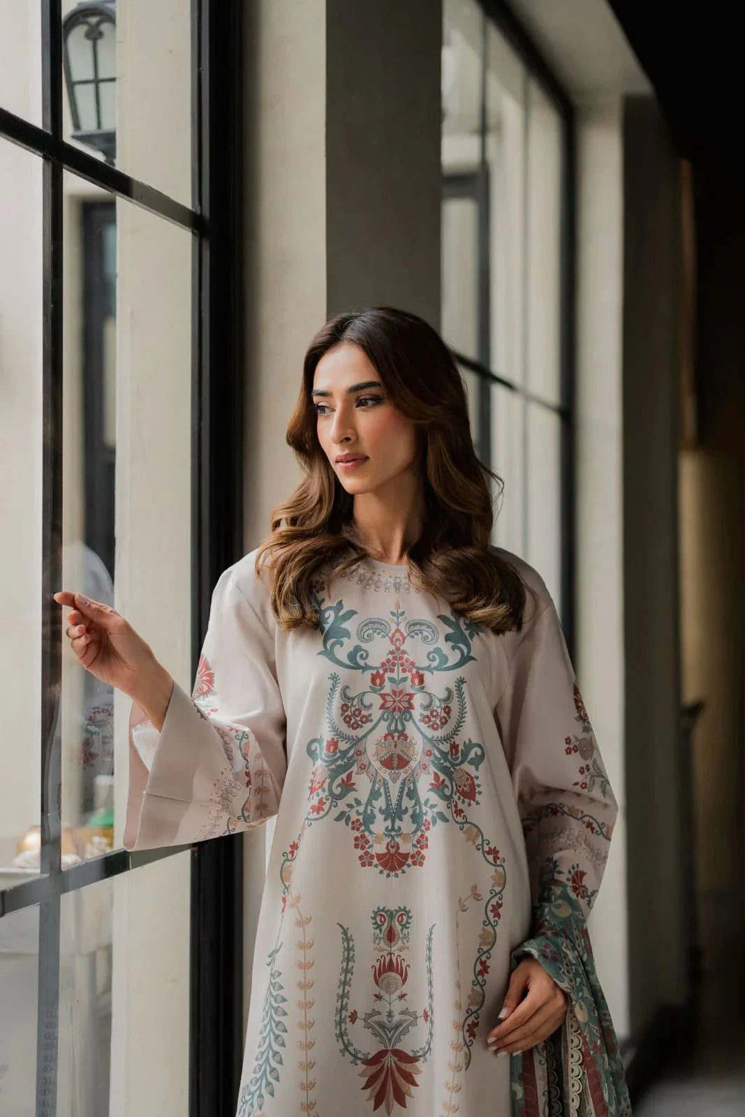 Zariya Royal Asymmetric Kurta Set
