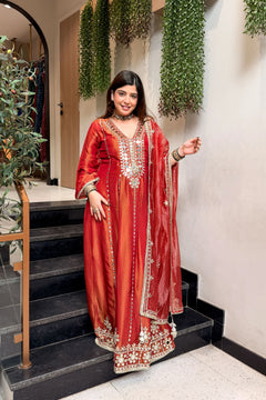 Sunehri Gulnaar Festive Anarkali Set