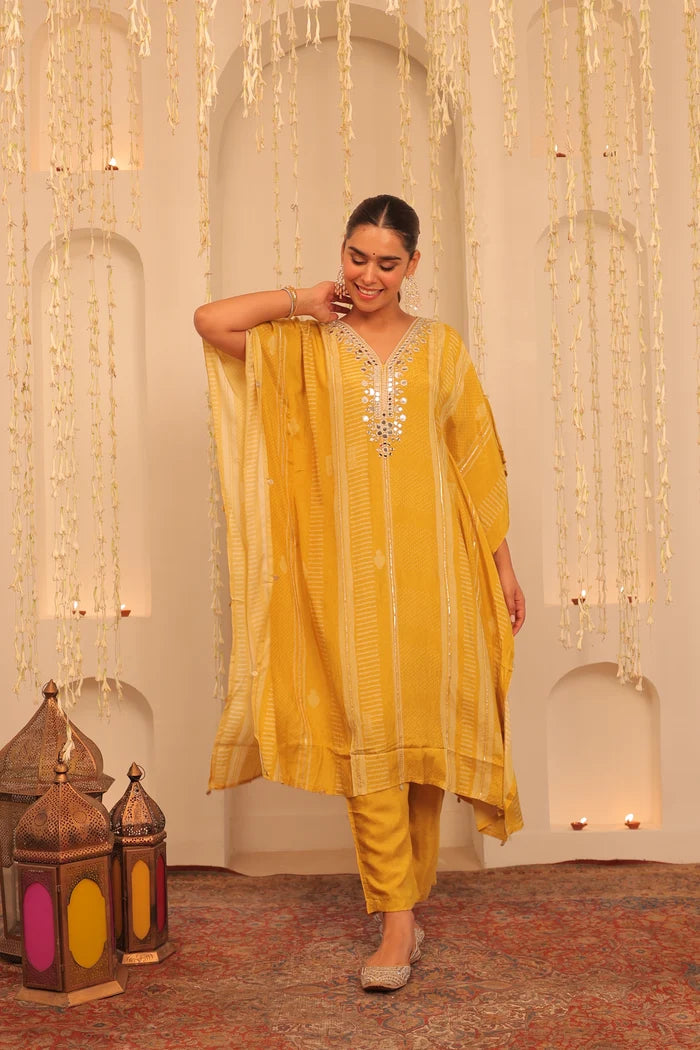 Sunshine Noor Embroidered Kaftan Set