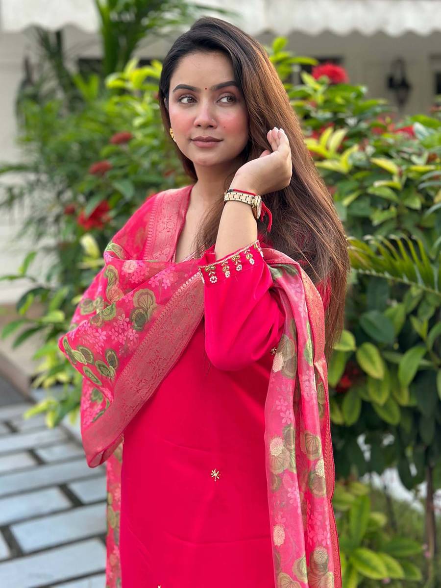 Rani Riwaayat Embroidered Suit Set