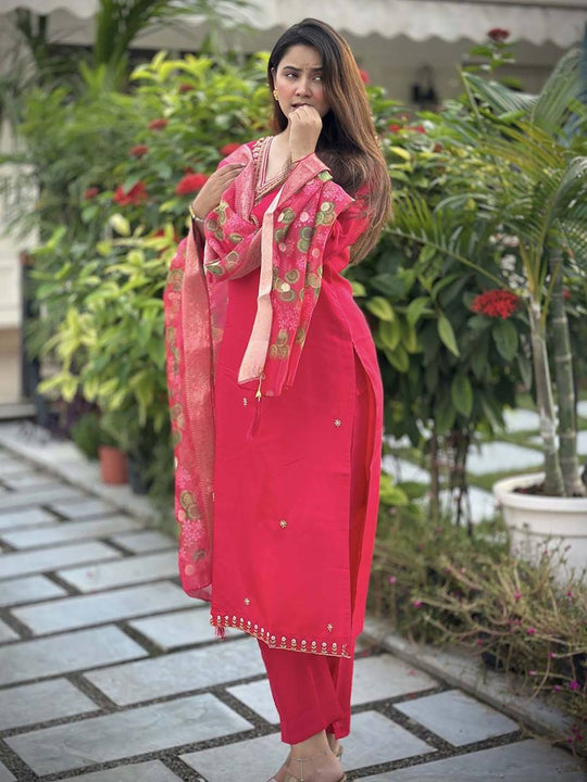 Rani Riwaayat Embroidered Suit Set