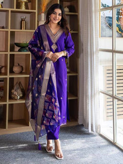 Rani Riwaayat Embroidered Suit Set
