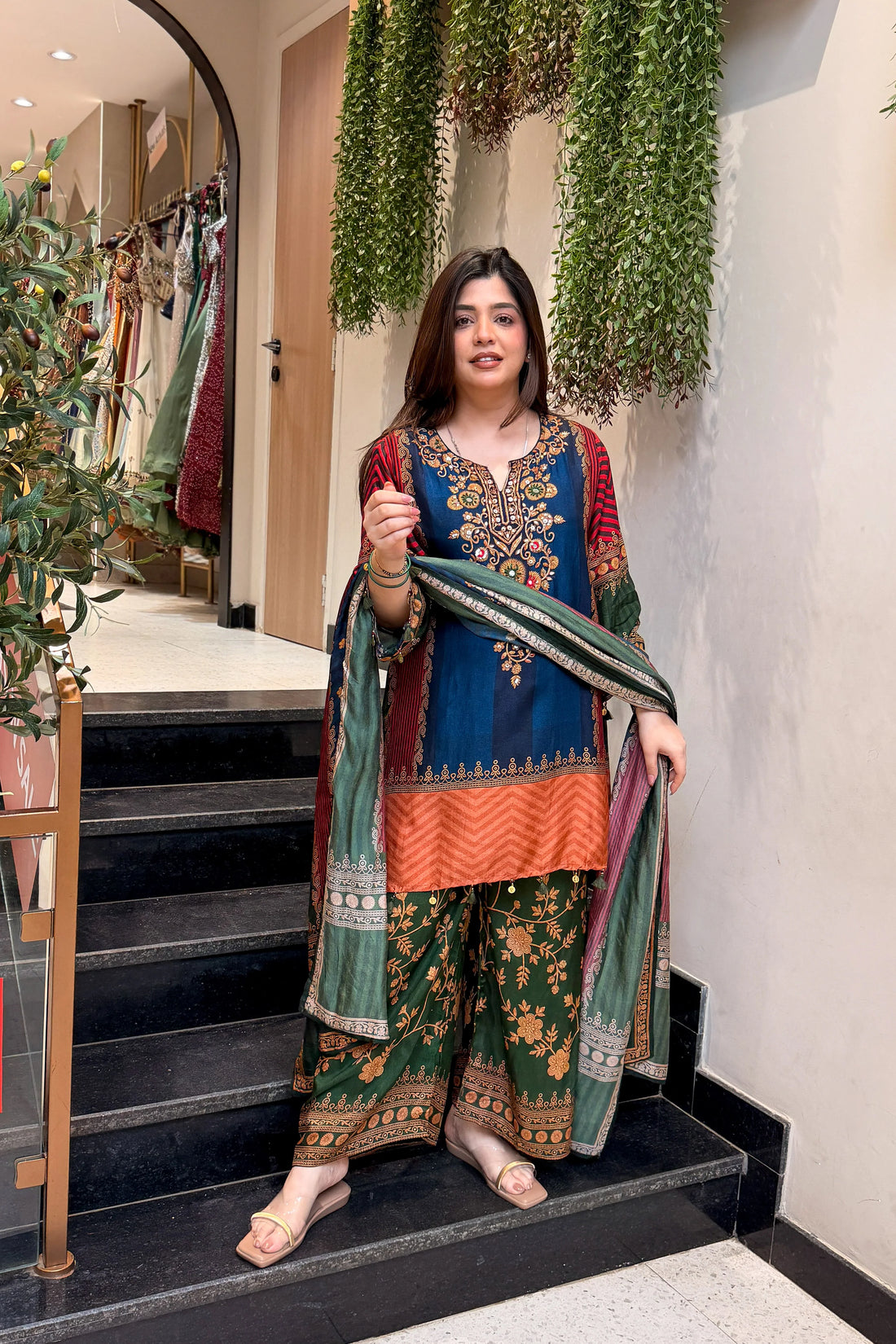 Mehfil Royale Floral Suit Set