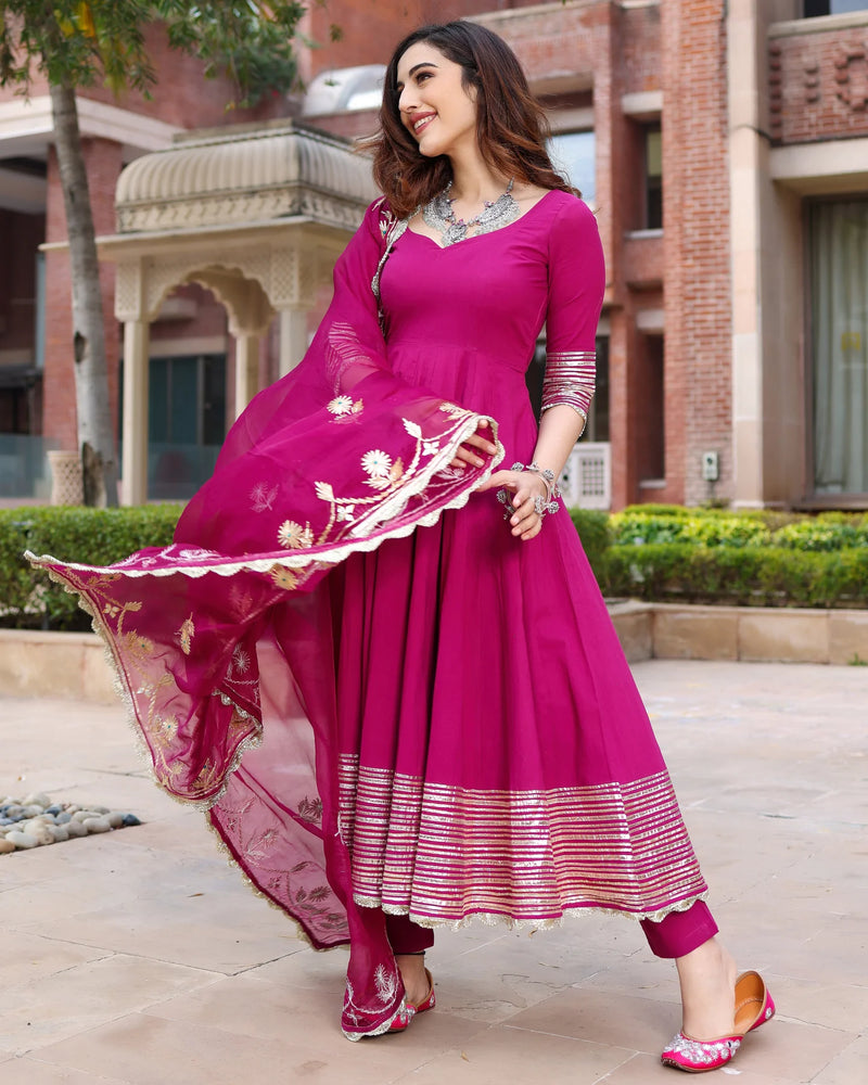Amara Gota Patti Anarkali Set