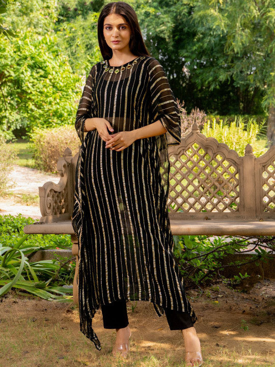 Laal Sitara Striped Kaftan Set