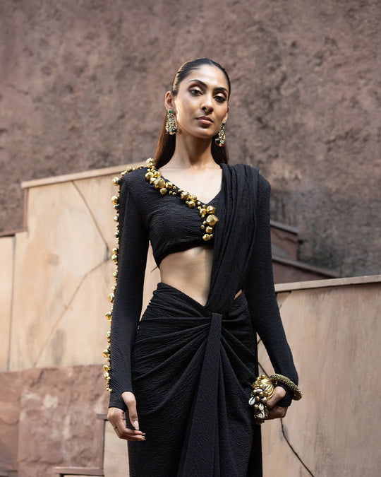 Siyah Ghungroo Luxe Pre-Draped Saree Set