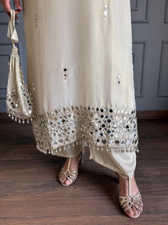 Noor-E-Aina Mirror Work Tissue kaftan