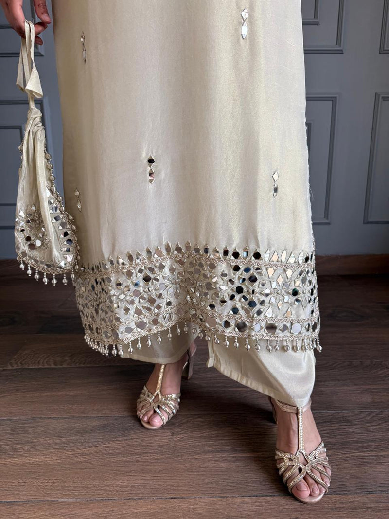 Noor-E-Aina Mirror Work Tissue kaftan