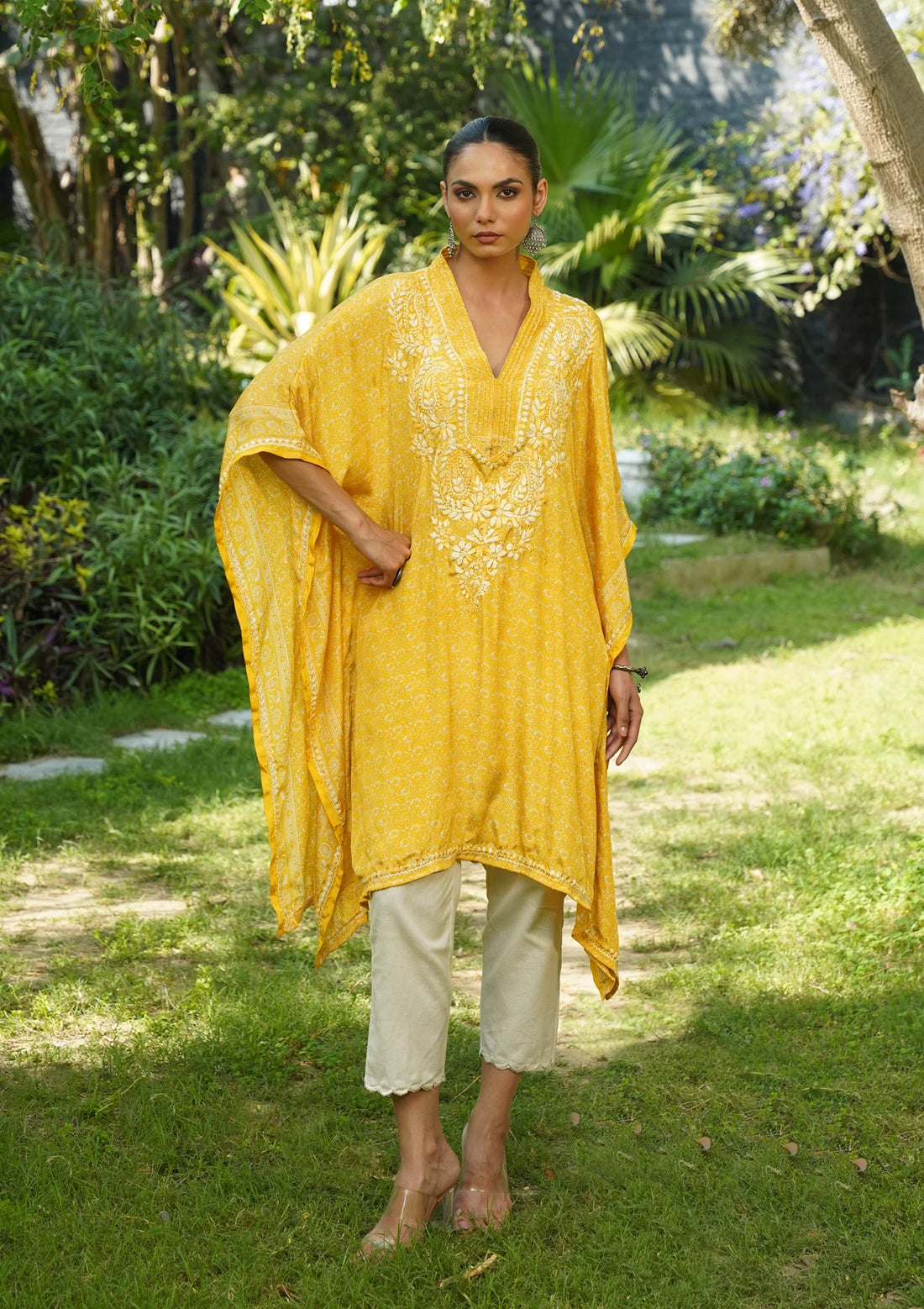 Sunheri Chikankari Luxe Kaftan Set