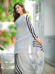 Drama Queen white and black  (Pure Mul Cotton Saree)