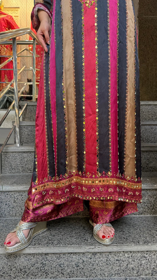 Mehfil Ranggul Embroidered Set
