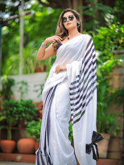 Drama Queen white and black  (Pure Mul Cotton Saree)