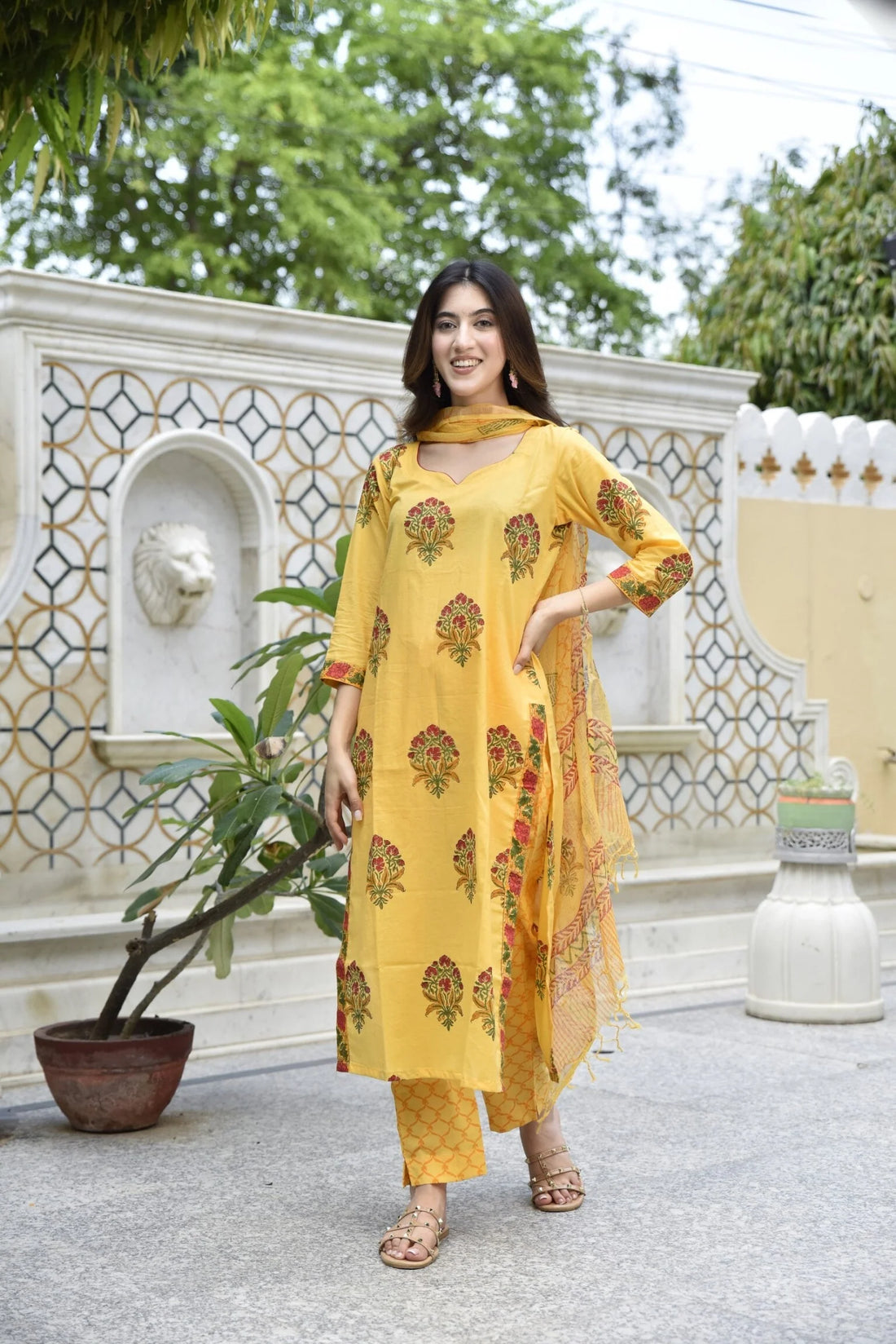 Bright Yellow Straight Suit Set (Without Dupatta)- By Reet Lifestyle